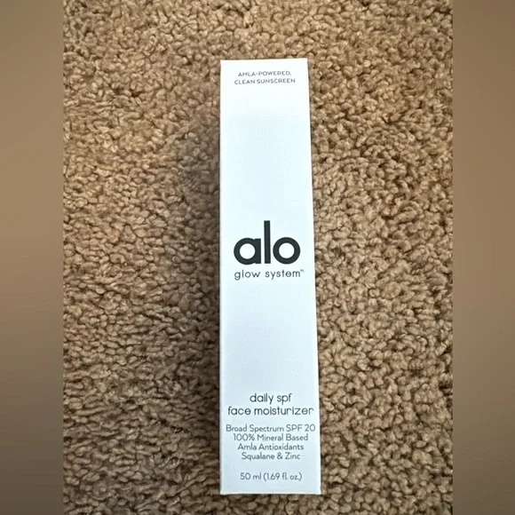ALO Daily 20 SPF Face Moisturizer - Picture 1 of 1